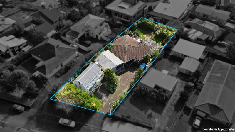 85 Glengarry Road, Glen Eden, Auckland - Carousel 1