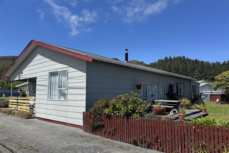 900 State Highway 7, Dobson, Greymouth - Carousel 1