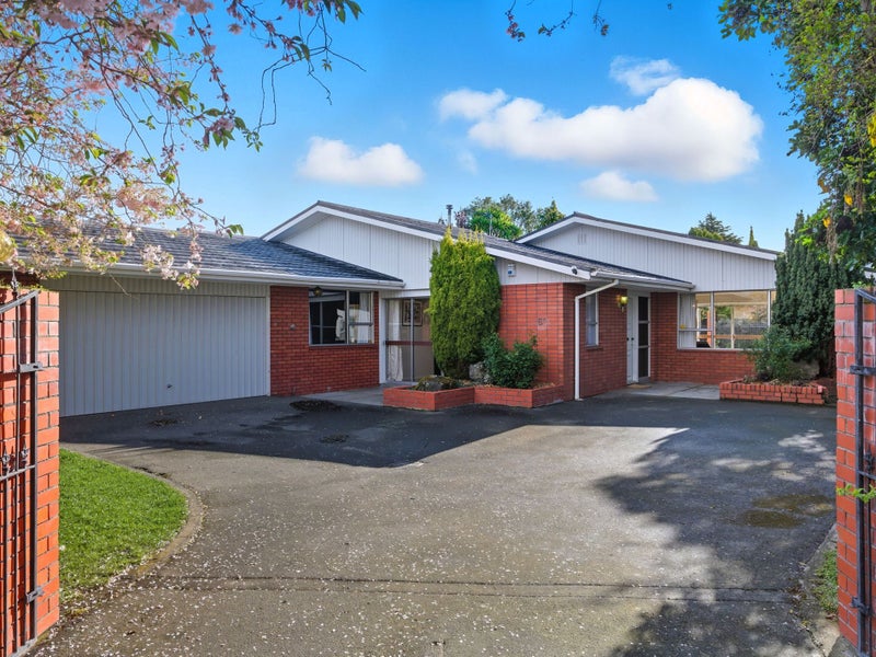 5C Gilmore Place, Burnside, Christchurch - Carousel 1