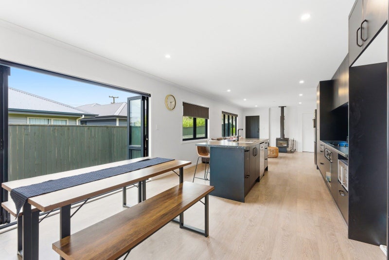 32A Maxwell Avenue, Durie Hill, Whanganui - Carousel 2