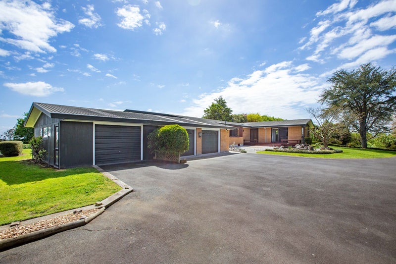 69 Waverley Road, Gordonton, Hamilton - Carousel 1