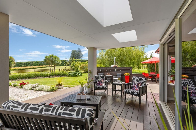 139 Richmond Road, Brixton, New Plymouth - Carousel 2