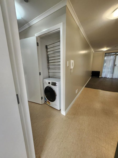 212/15 Holland Street, Te Aro, Wellington - Carousel 11