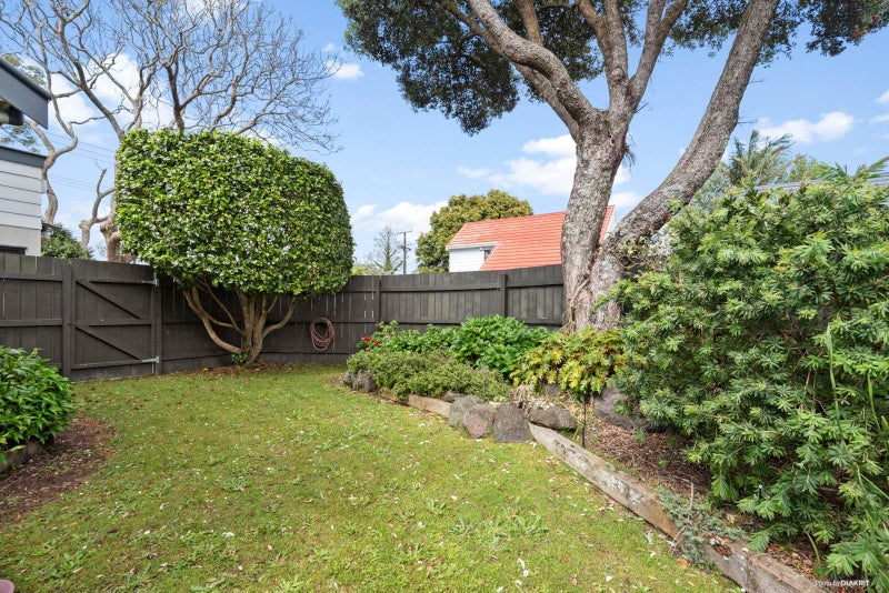 73A Canal Road, Avondale, Auckland - Carousel 2