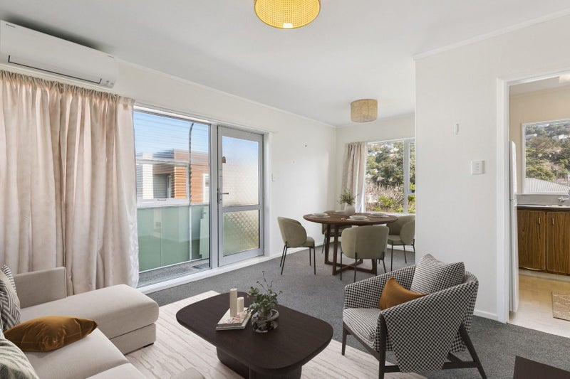 13/154 Onepu Road, Lyall Bay, Wellington - Carousel 2