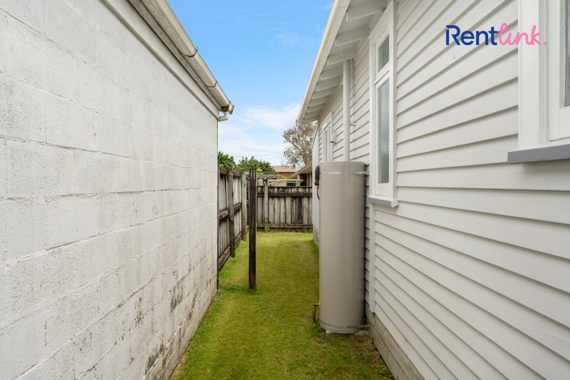 67B Hynds Road, Gate Pa, Tauranga - Carousel 14