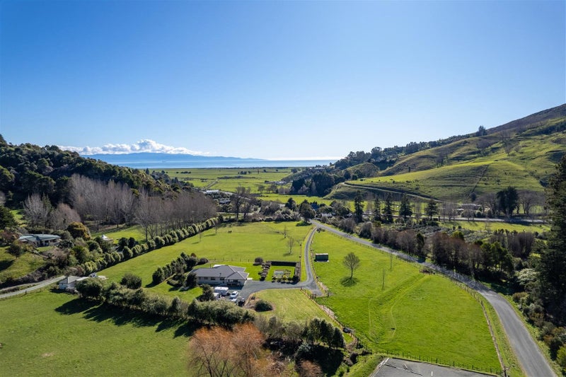 18 Hillwood Drive, Wakapuaka, Nelson - Carousel 1