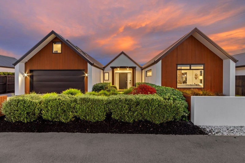 14 Nederland Avenue, Burwood, Christchurch - Carousel 1