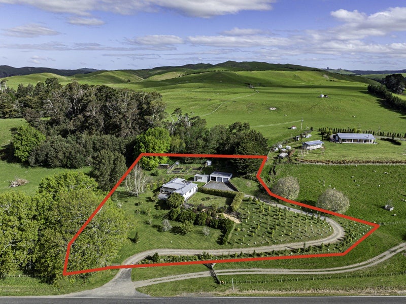 1279 Kereru Road, Hastings - Carousel 23