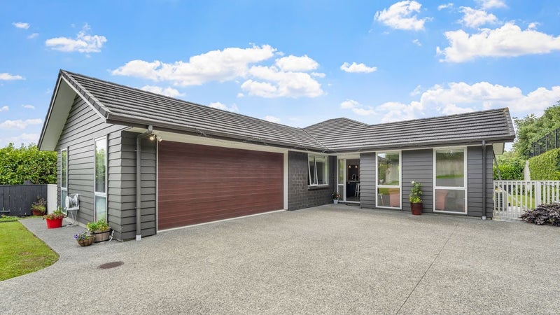 3 Boocock Crescent, Orewa, Orewa - Carousel 1