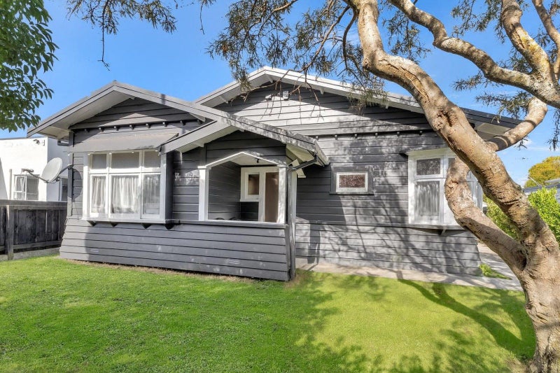 194 Ferguson Street, West End, Palmerston North - Carousel 1