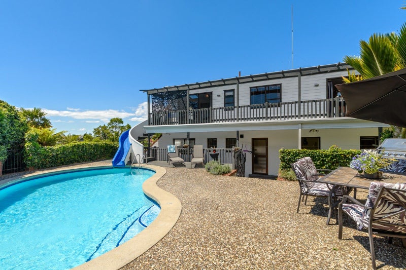 35 Glenn Terrace, Otumoetai, Tauranga - Carousel 2