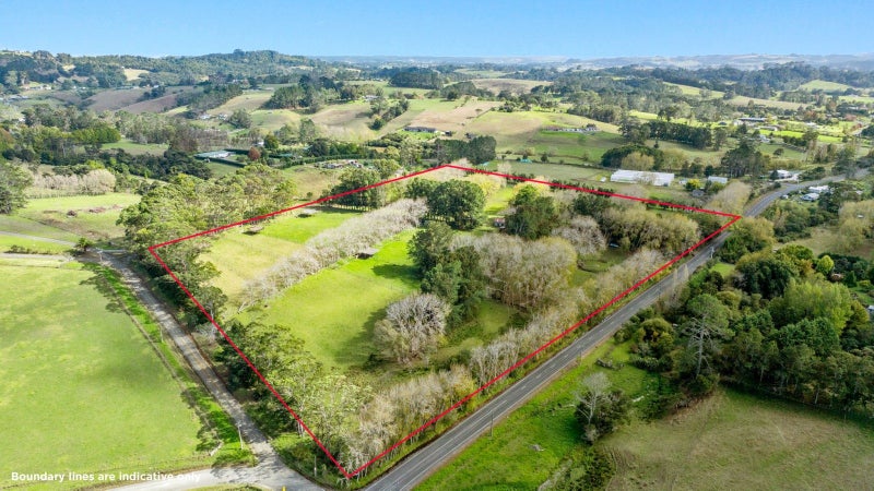 200 Awa Road, Kumeu - Carousel 1