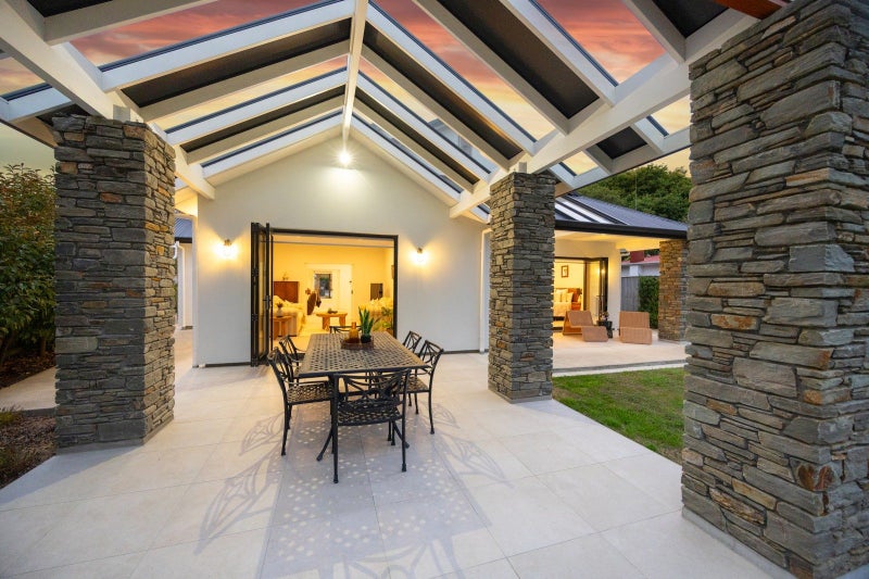 114 Jickell Street, Hokowhitu, Palmerston North - Carousel 2