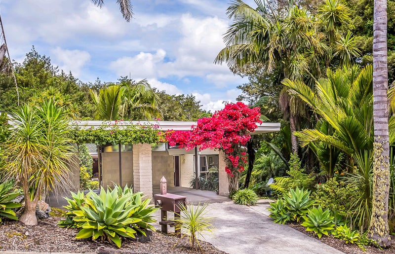 3 Hebe Place, Birkenhead, Auckland - Carousel 1