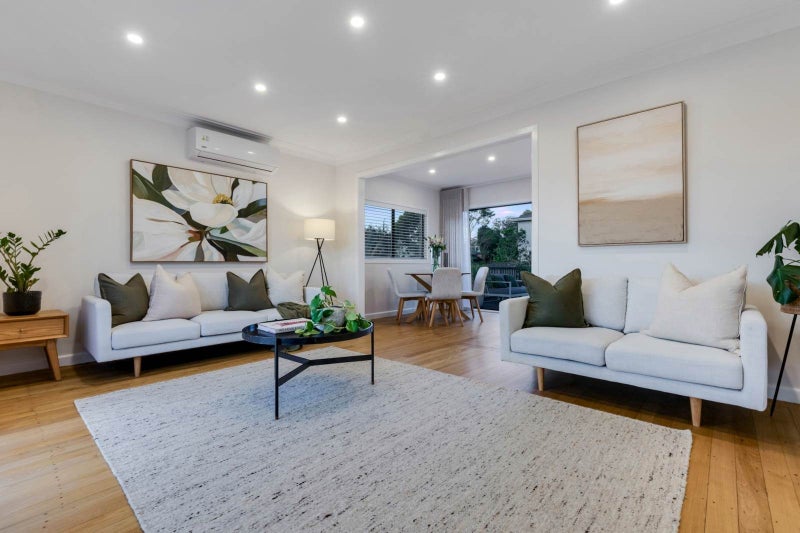 19 Highland Avenue, Titirangi, Auckland - Carousel 2