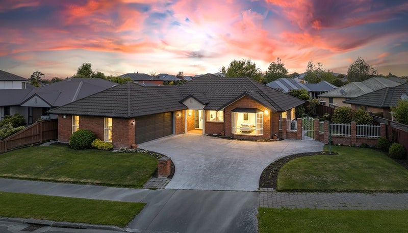 48 Glasnevin Drive, Casebrook, Christchurch - Carousel 1