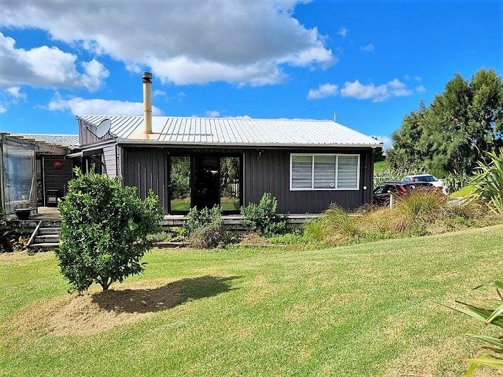 17 Old Waipu Road North, Mangawhai, Mangawhai - Carousel 1