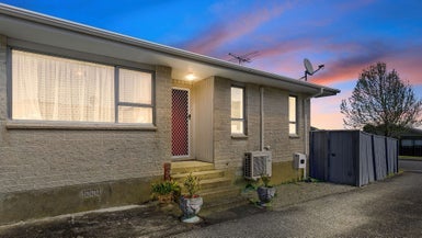 24A Roband Crescent, Brown Owl, Upper Hutt - Carousel 1