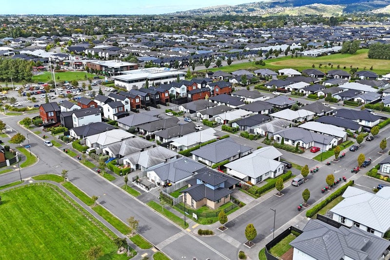 1 Robalan Close, Halswell, Christchurch - Carousel 20