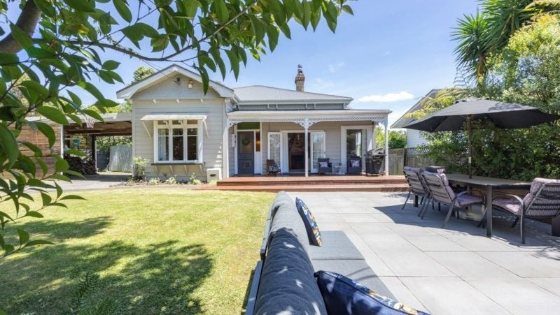 47 Glendale Road, Glen Eden, Auckland - Carousel 1