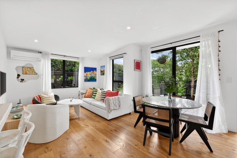 1/4 Glen Atkinson Street, St Heliers, Auckland - Carousel 2