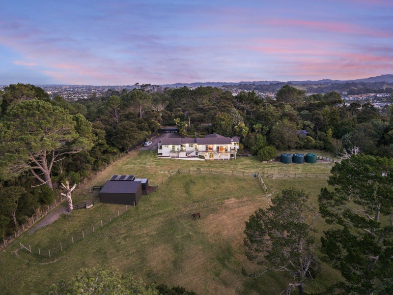 23 Crows Road, Swanson, Waitakere City, Auckland - Carousel 2