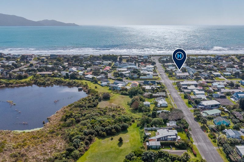 13 Waimea Road, Waikanae Beach, Waikanae - Carousel 18
