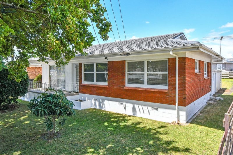1/2 Lupton Road, Manurewa, Auckland - Carousel 12