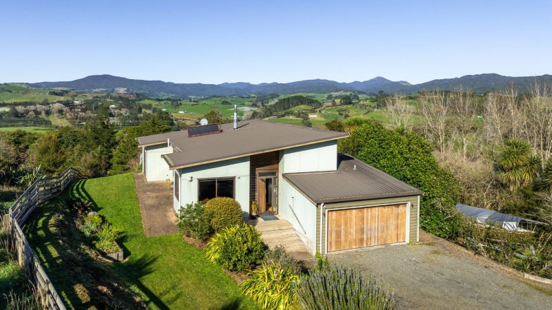 116 Princes Street, Waikino, Waihi - Carousel 1