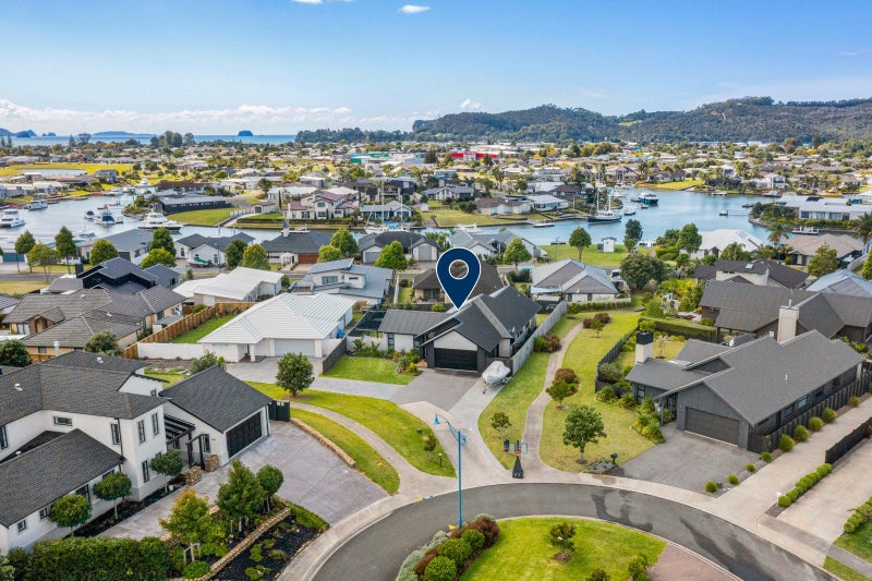 24 Topping Place, Whitianga, Whitianga - Carousel 1