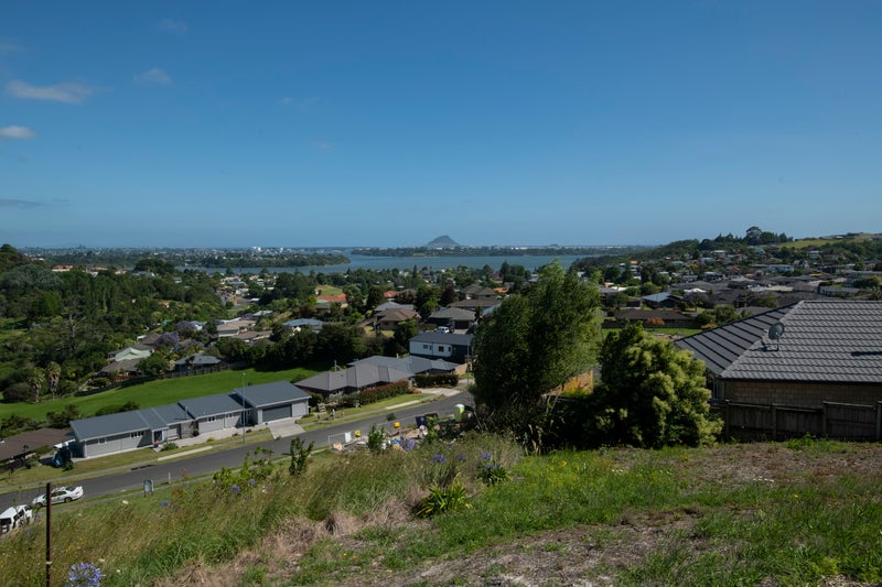 30 Galaxy Place, Welcome Bay, Tauranga - Carousel 2