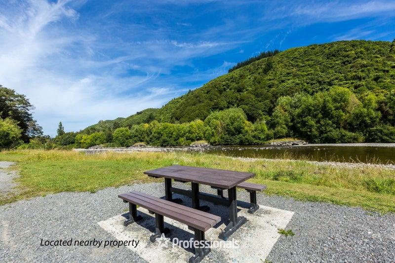 2/6 Gemstone Drive, Birchville, Upper Hutt - Carousel 20
