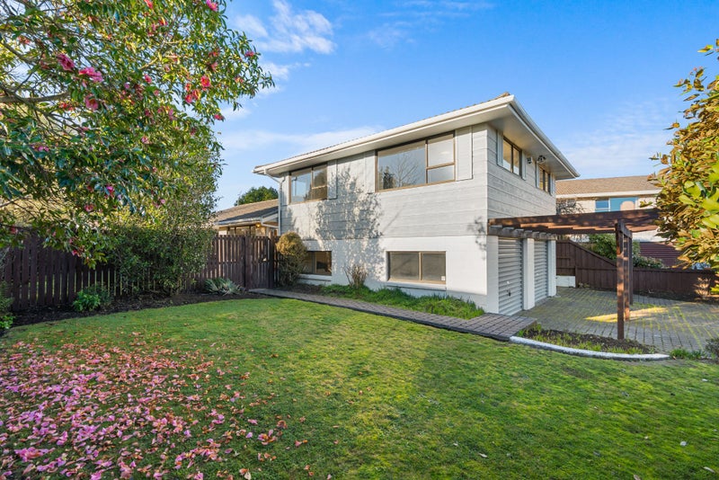 12 Juniper Place, Burnside, Christchurch - Carousel 1
