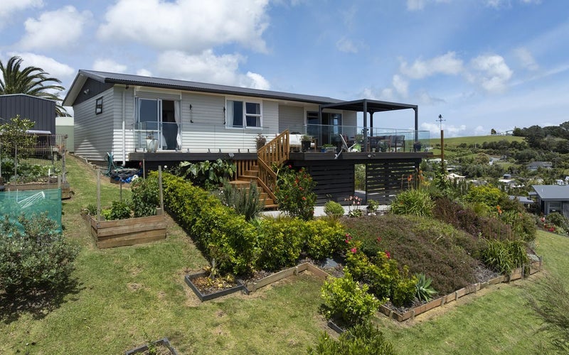 262 State Highway 10, Cable Bay - Carousel 1