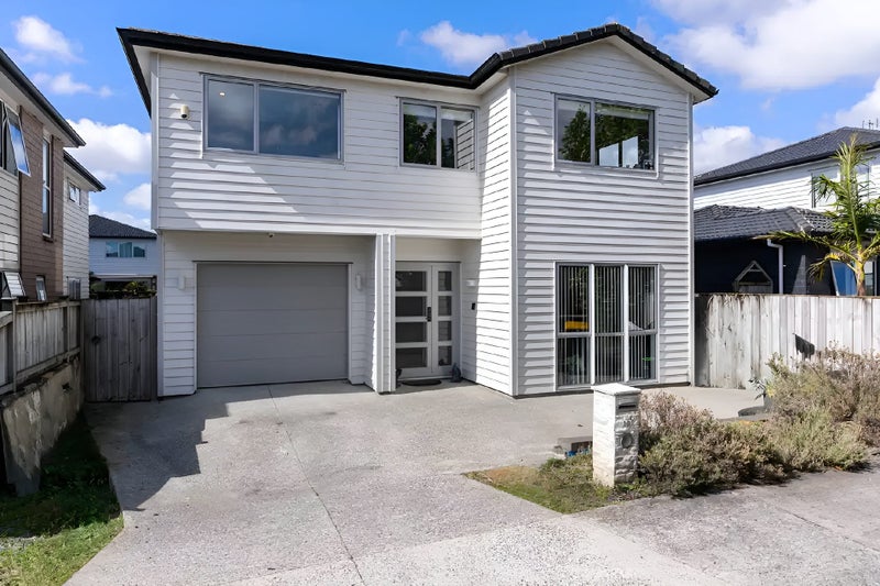 10 Puoro Street, Flat Bush, Manukau City, Auckland - Carousel 1