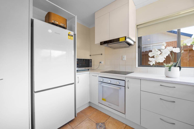 51 De Quincey Terrace, Highland Park, Auckland - Carousel 31