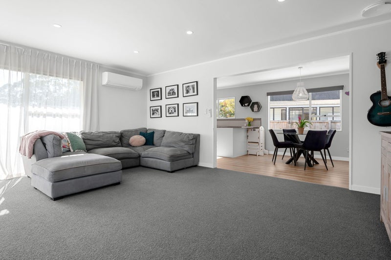 11 Opal Place, Chartwell, Hamilton - Carousel 2