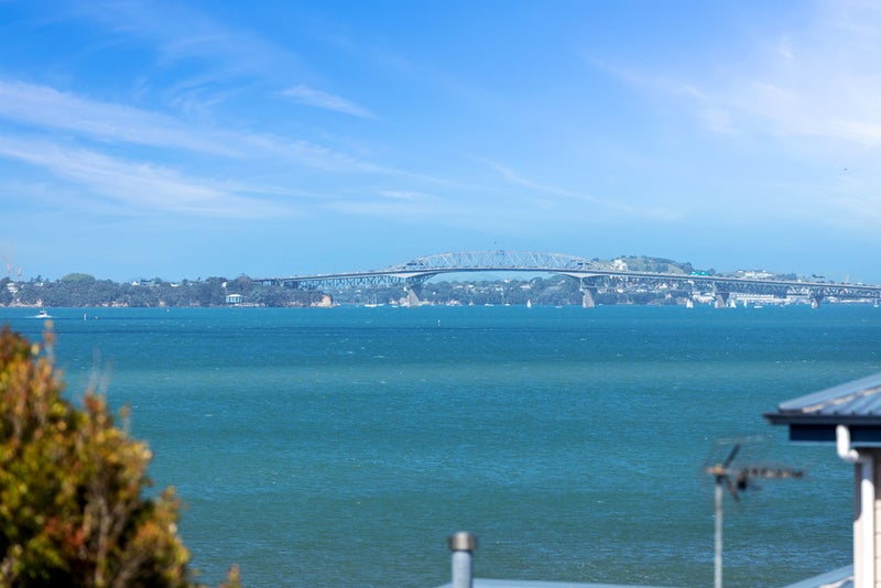 12B Waikura Drive, Te Atatu Peninsula, Auckland - Carousel 2