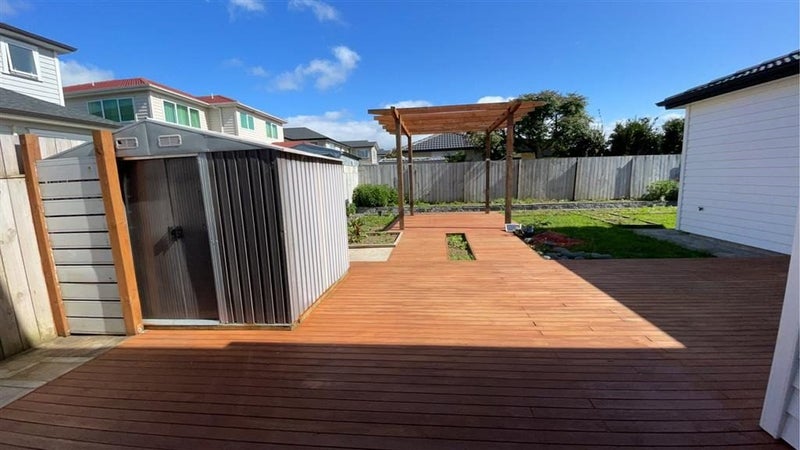 7 Puoro Street, Flat Bush, Auckland - Carousel 12