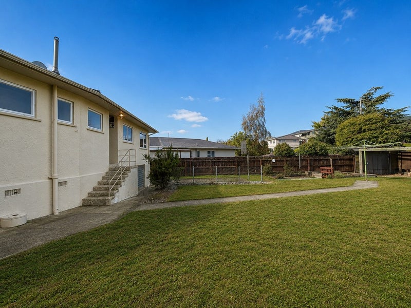 219 Hill Street, Richmond - Carousel 13