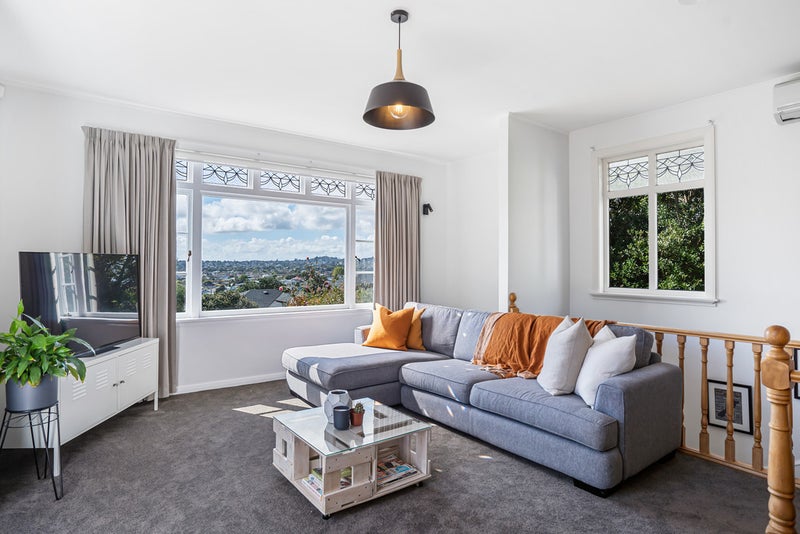 18 Ruarangi Road, Mount Albert, Auckland - Carousel 2