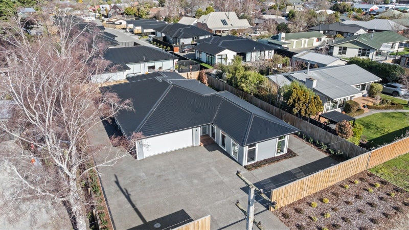 35 Parsonage Road, Woodend, Woodend - Carousel 1