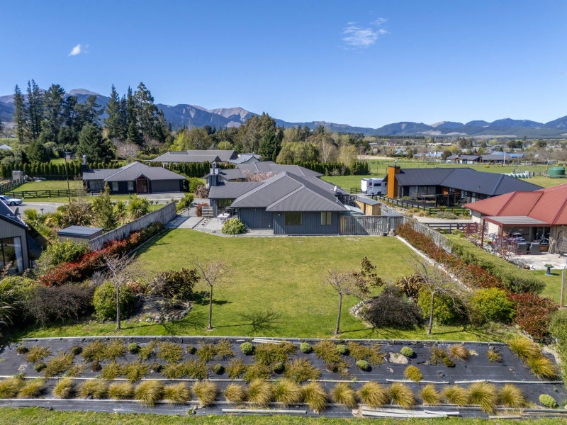 2/7 Keats PL, Hanmer Springs, HANMER SPRINGS - Carousel 2