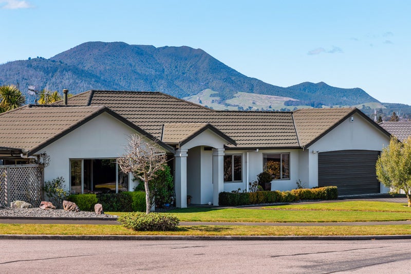 5 Woburn Place, Nukuhau, Taupo - Carousel 1