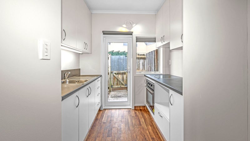 3/90 King Street, Sydenham, Christchurch - Carousel 1