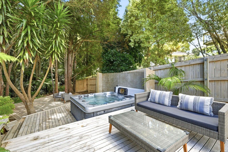 90B Eskdale Road, Birkdale, Auckland - Carousel 1