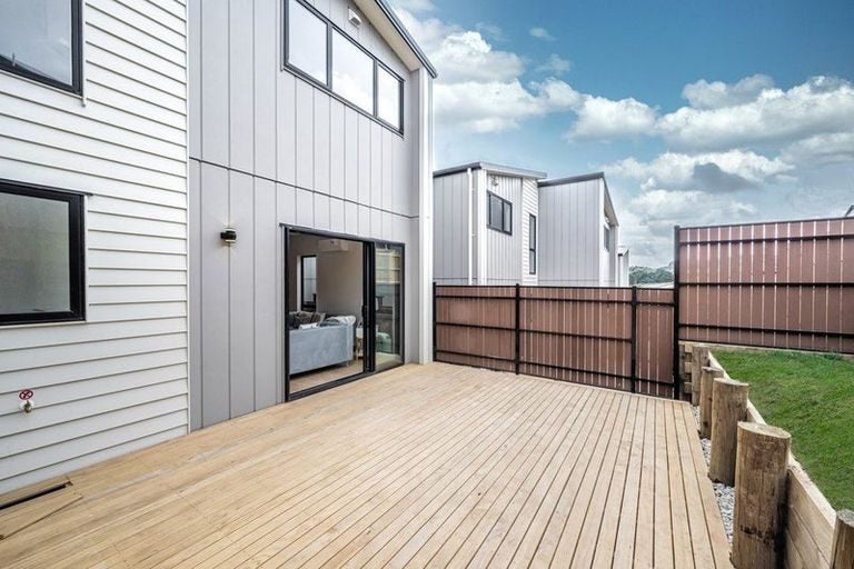 3B Frontier Lane, Flat Bush, Auckland - Carousel 16