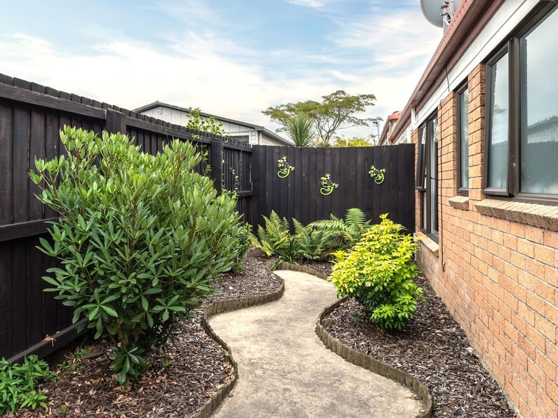 14A Algie Place, Avonhead, Christchurch - Carousel 19