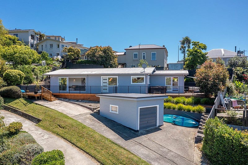 64 Russell Street, Stepneyville, Nelson - Carousel 1